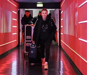 Arsenal Women V Chelsea Women 2022-23 Prints: Arsenal Women vs Chelsea Women: Leah Williamson Readies for Clash at Emirates Stadium