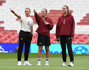 Arsenal Women vs Chelsea Women: McCabe, Evans, and Patten in Action - Football Rivalry Unfolds