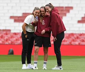 Arsenal Women vs Chelsea Women: McCabe, Evans, and Patten Go Head-to-Head in the Intense Football Rivalry