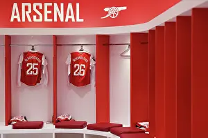 Arsenal Women V Chelsea Women 2022-23 Prints: Arsenal Women vs Chelsea Women: Pre-Match Preparation at Emirates Stadium