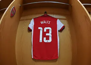 Arsenal Women V Chelsea Women 2021-22 Prints: Arsenal Women vs Chelsea Women: Pre-Match Setup at Emirates Stadium (FA WSL 2021-22)