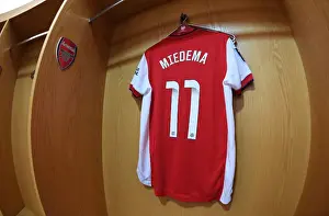 Arsenal Women V Chelsea Women 2021-22 Prints: Arsenal Women vs Chelsea Women: Preparing for Battle in the FA WSL at Emirates Stadium