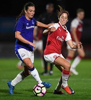 Arsenal Women vs Everton Women: Ava Kuyken Closes Down Jodie Brett in Pre-Season Friendly