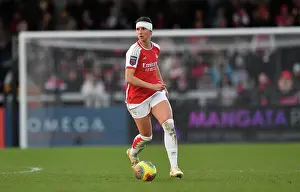 Arsenal Women vs Everton Women: Barclays Super League Clash at Meadow Park (2023-24)