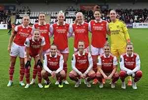Arsenal Women V Everton Women 2022-23 Prints: Arsenal Women vs Everton Women: Pre-Match Team Huddle - FA Women's Super League (2022-23)