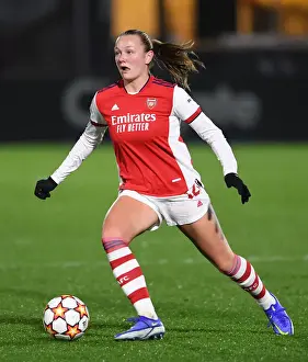 Arsenal Women V HB Koge 2021-22 Prints: Arsenal Women vs HB Koge: Showdown in UEFA Women's Champions League at Meadow Park