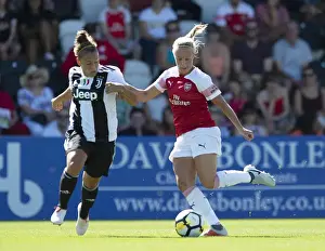 Arsenal Women V Juventus - Pre Season 2018-19 Prints: Arsenal Women vs Juventus: Pre-Season Friendly (May 8, 2018)
