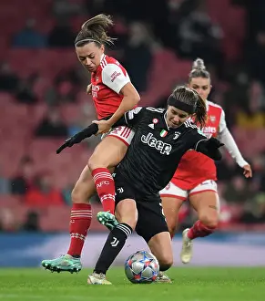 Arsenal Women V Juventus Women 2022-23 Prints: Arsenal Women vs Juventus Women: Battle in Group C - Emirates Showdown