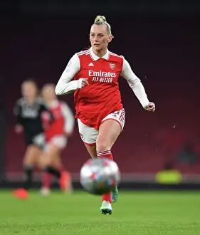 Arsenal Women V Juventus Women 2022-23 Prints: Arsenal Women vs Juventus Women: Battle in the UEFA Champions League at Emirates Stadium
