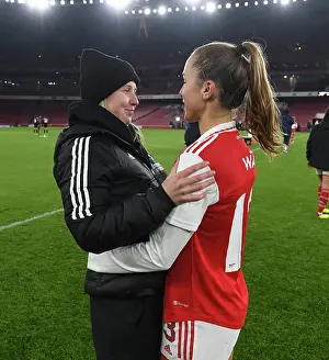 Arsenal Women V Juventus Women 2022-23 Prints: Arsenal Women vs Juventus Women: Beth Mead and Lia Walti in Action - UEFA Women's Champions League Group C