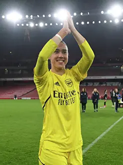 Arsenal Women V Juventus Women 2022-23 Prints: Arsenal Women vs Juventus Women: UEFA Champions League Clash at Emirates Stadium