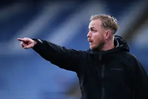 Arsenal Women vs Leicester City: Jonas Eidevall Gives Instructions in Barclays FA WSL Clash