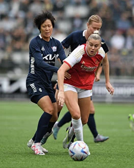 Linkoping FC v Arsenal Women 2023-24 Collection: Arsenal Women vs. Linkopings FC: UEFA Women's Champions League Clash in Sweden, September 2023