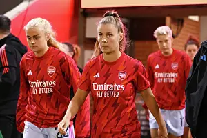 Manchester United Women V Arsenal Women 2023-24 Prints: Arsenal Women vs Manchester United: Barclays Super League Showdown