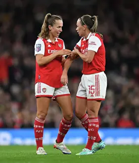 Arsenal Women V Manchester United Women 2022-23 Prints: Arsenal Women vs Manchester United: FA Women's Super League Showdown at Emirates Stadium