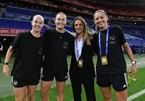 Olympic Lyonnais V Arsenal Women 2022-23 Prints: Arsenal Women vs. Olympique Lyonnais: A Champions League Showdown