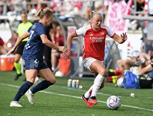 Arsenal Women V Paris FC 2023-24 Prints: Arsenal Women vs Paris FC: UEFA Champions League Clash in Sweden (2023-24)