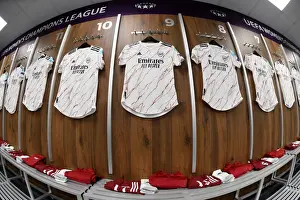 Arsenal Women vs Paris Saint-Germain: Quarterfinal Showdown - Match Shirts Ready