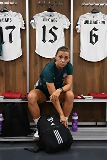 Arsenal Women vs Paris Saint-Germain: Showdown in the UEFA Women's Champions League Quarterfinals