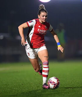 Images Dated 2nd March 2022: Arsenal Women vs. Reading Women: Clash in the FA WSL at Meadow Park