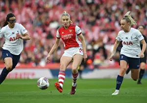 Arsenal Women V Tottenham Hotspur 2021-22 Prints: Arsenal Women vs. Tottenham Hotspur: FA WSL Showdown at Emirates Stadium (2021-22)