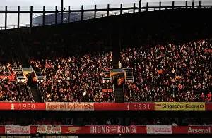 Arsenal Women V Vfl Wolfsburg 2022-23 Prints: Arsenal Women vs. VfL Wolfsburg: Semifinal Showdown at Emirates Stadium (2022-23)