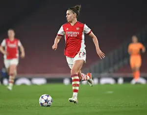 Arsenal Women V VfL Wolfsburg 2021-22 Prints: Arsenal Women vs. VfL Wolfsburg: UEFA Women's Champions League Quarterfinal First Leg