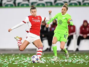 VfL Wolfsburg V Arsenal Women 2021-22 Prints: Arsenal Women vs. VfL Wolfsburg: UEFA Women's Champions League Quarterfinals Showdown