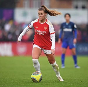Images Dated 27th November 2023: Arsenal Women vs West Ham United: Super League Showdown at Meadow Park