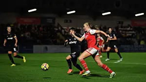 Arsenal Women V West Ham United Women 2022-23 Prints: Arsenal Women vs West Ham United: Barclays WSL Clash at Meadow Park (2022-23)