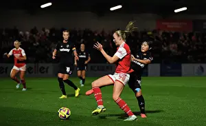 Arsenal Women V West Ham United Women 2022-23 Prints: Arsenal Women vs West Ham United: Barclays WSL Clash at Meadow Park