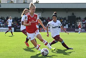 Arsenal Women V West Ham United 2019-20 Prints: Arsenal Women vs. West Ham United Women: A Battle for WSL Supremacy