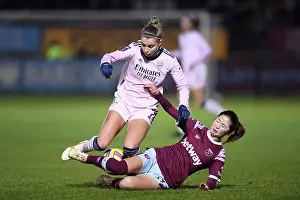 Arsenal Women Take on West Ham United in Barclays FA WSL Clash
