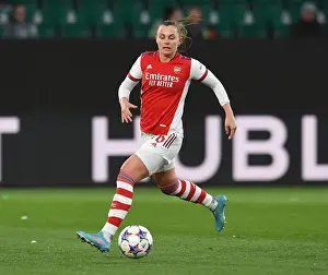 VfL Wolfsburg V Arsenal Women 2021-22 Prints: Arsenal Women's Champions League: Fighting for Victory against VfL Wolfsburg (2021-22)