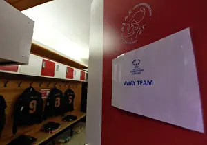 Ajax Women V Arsenal Women 2022-23 Prints: Arsenal Women's Champions League Preparation: Gearing Up at Ajax Women's Arena