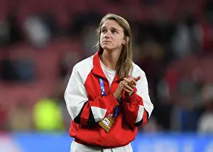 Arsenal Women's Champions League Victory: Viviane Miedema's Emotional Reunion with Adoring Fans
