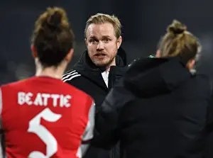 Arsenal Women's Coach Jonas Eidevall Speaks with Players after Hoffenheim Match, UEFA Women's Champions League, 2021-22