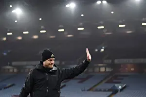 Arsenal Women's Coach Reacts after Aston Villa vs Arsenal (2022-23)