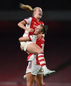 Arsenal Women's Dominance: Caitlin Foord Scores Double as Gunners Beat Tottenham Hotspur in FA WSL Showdown