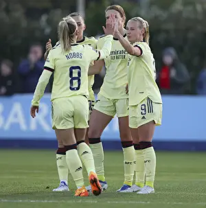 Arsenal Women's Dominance: Beth Mead and Team Celebrate Second Goal Against Everton Women in FA WSL