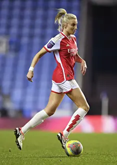 Arsenal Women's Dominance: Crushing Reading in FA WSL Cup Match
