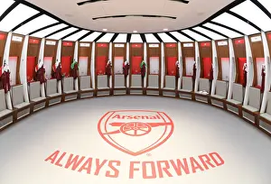 Arsenal Women V Chelsea Women - FA Cup Final 2021 Prints: Arsenal Women's FA Cup Final: Preparing for Battle against Chelsea at Wembley Stadium