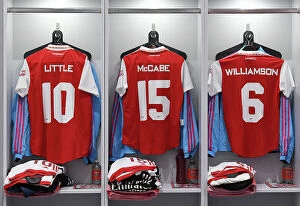 Arsenal Women v Leeds United Women - FA Cup 2023 Collection: Arsenal Women's FA Cup: Preparation and Pride - Arsenal Dressing Room Moment before Face-off