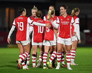 Arsenal Women's FA Cup Triumph: Caitlin Foord's Brace Secures 5-0 Victory over Tottenham Hotspur