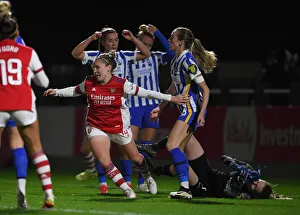 Arsenal Women's FA Cup Triumph: Kim Little Scores Opening Goal vs. Brighton & Hove Albion
