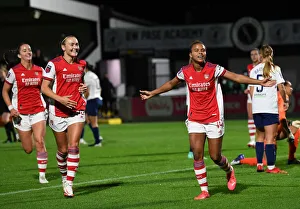 Arsenal Women's FA Cup Triumph: Nikita Parris Scores Brace in Quarterfinal Victory Over Tottenham Hotspur