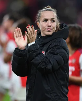 Arsenal Women's FA Cup Victory: Arsenal vs. Chelsea at Wembley Stadium