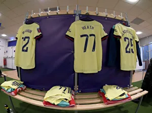 Chelsea Women V Arsenal Women 2021-22 Prints: Arsenal Women's Pre-Match Preparation: Chelsea vs