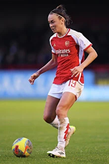 Images Dated 20th November 2023: Arsenal Women's Squad Faces Off Against Brighton in Intense WSL Clash, November 2023