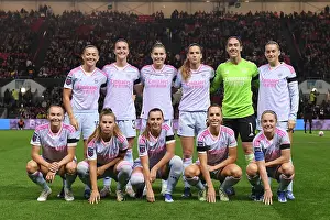 Arsenal Women's Squad Gathers for Pre-Match Photo Against Bristol City in Barclays Super League, 2023-24